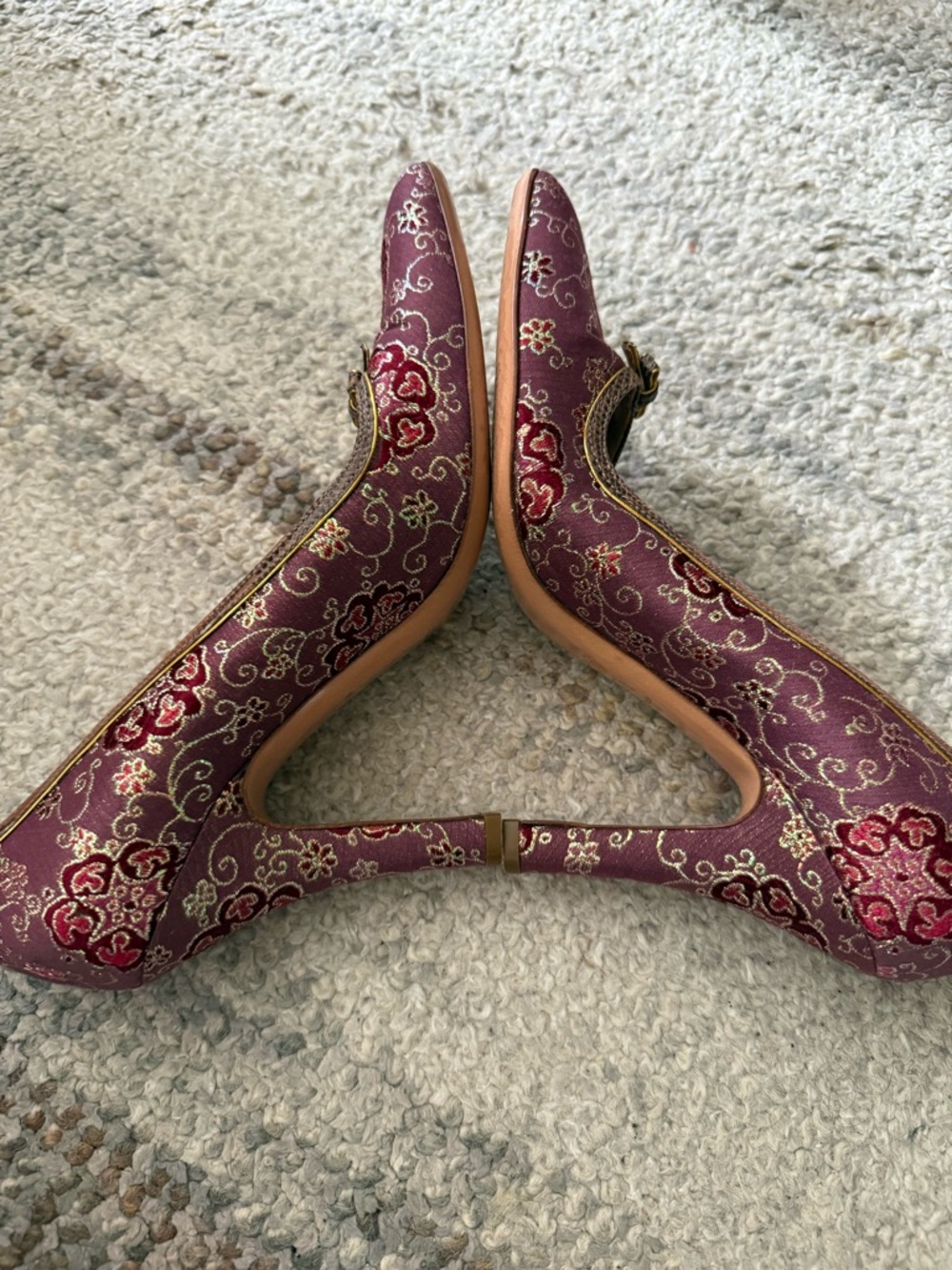 Vintage Prada Plum & Gold Brocade Pumps - Picture 9 of 9